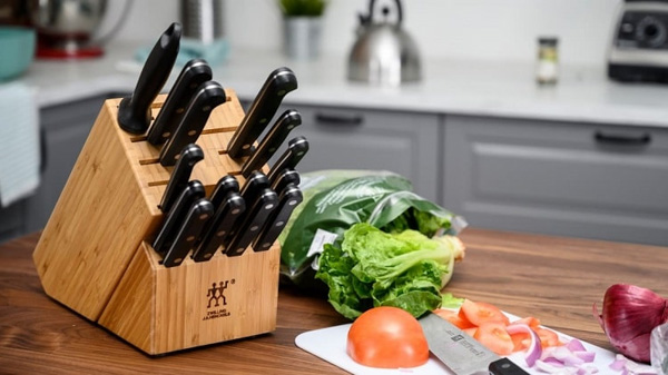 5 bộ dao nhà bếp tốt và bán chạy nhất 2021 – Review chi tiết