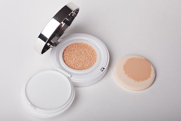 Cushion được thiết kế gọn nhẹ và tiện lợi thuận tiện sử dụng mọi nơi