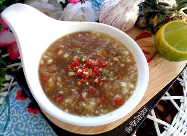 Khi nào mẹ bầu nên tránh tuyệt đối mắm nêm?