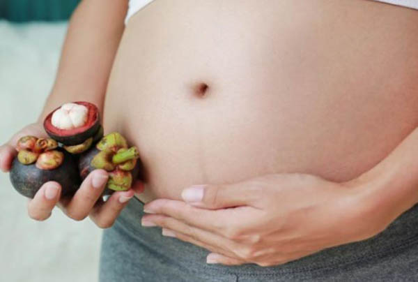 Bà bầu ăn măng cụt được không?