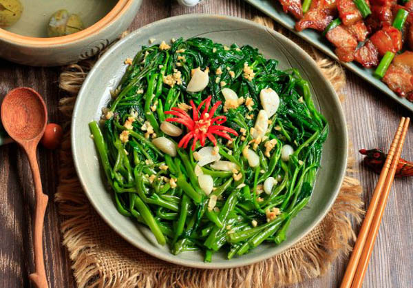 Món ăn đa dạng từ rau muống phù hợp với mẹ bầu