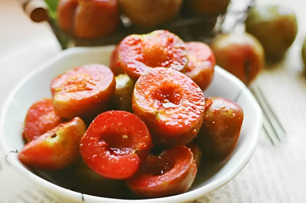 Hướng dẫn ăn mận an toàn dành cho bà bầu